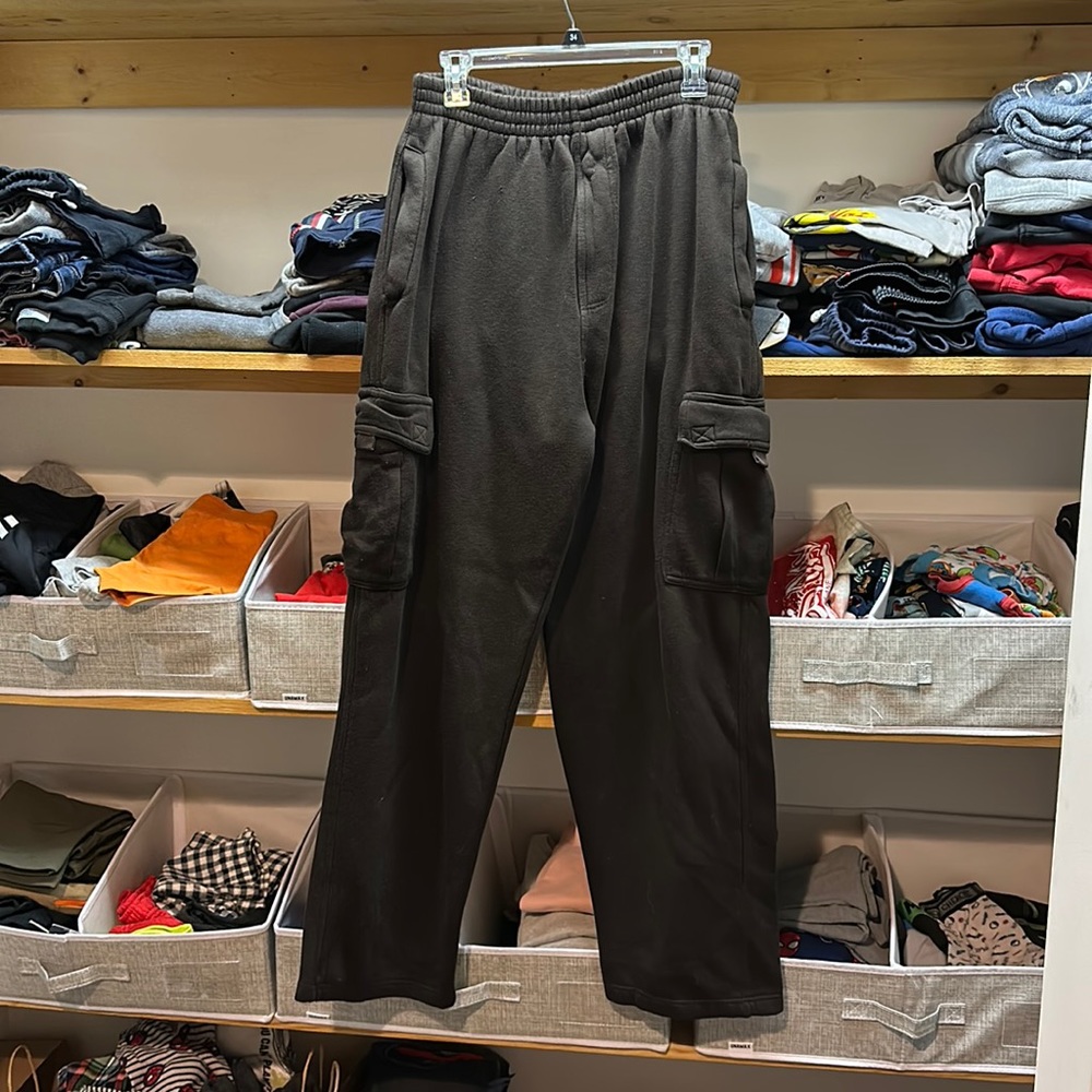 Mens size Xl cargo sweat pants